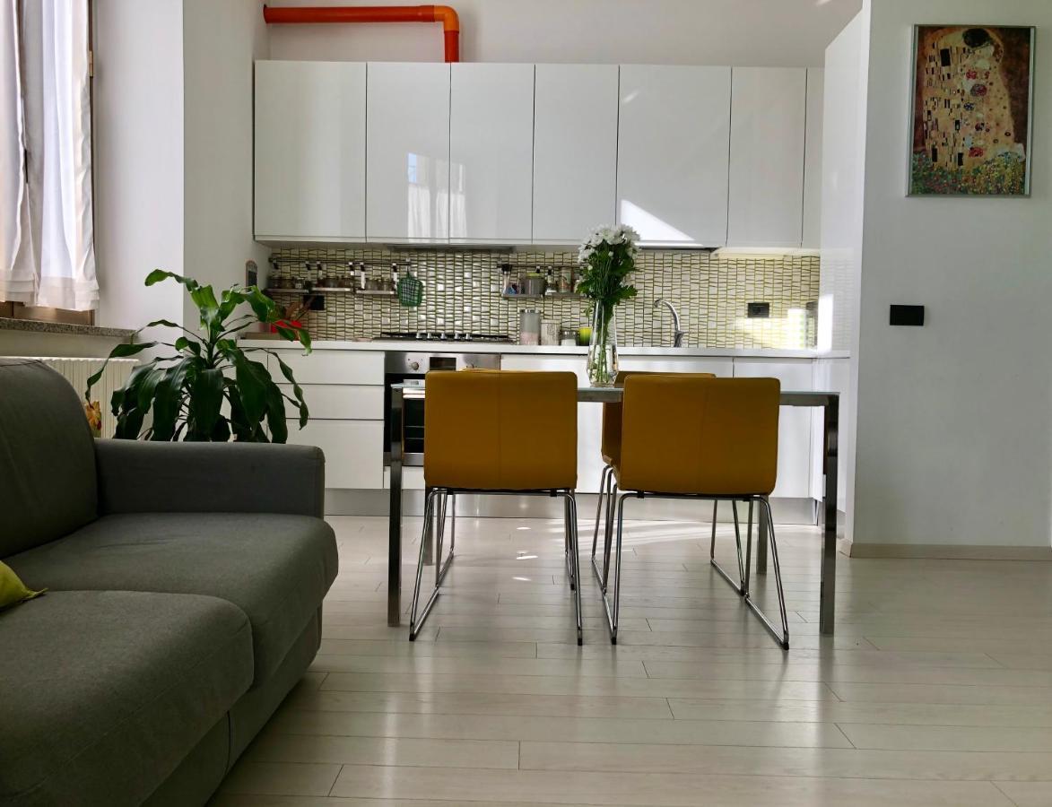 Intero Appartamento Lgbtq+ Zona Loreto Milán Exterior foto